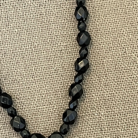 Vintage Avon Black Filigree Pendant Necklace - Women Jewelry - Picture 3 of 10